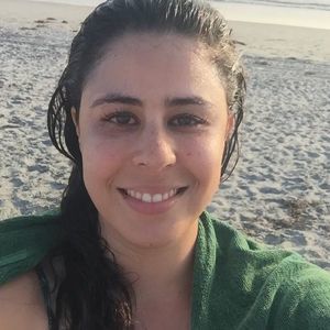 Meet your Posher, Rafaella